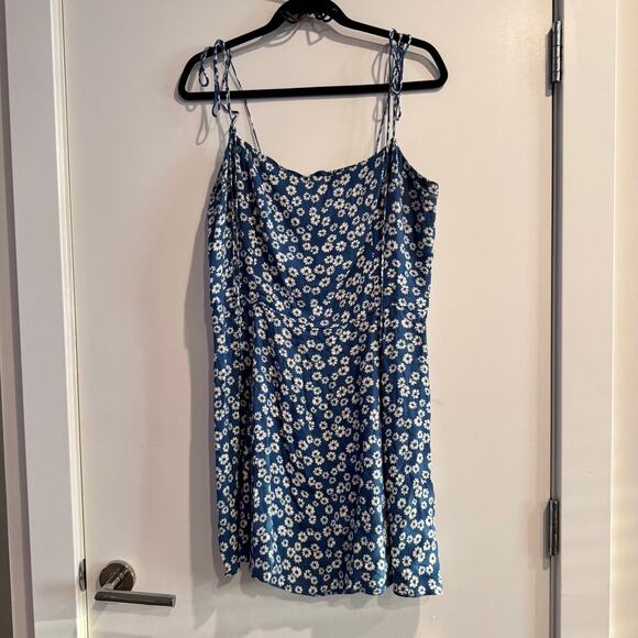 Reformation Presley Mini Dress Blue Floral Tie Strap Smocked Back Zip Sz 12 - Picture 2 of 7